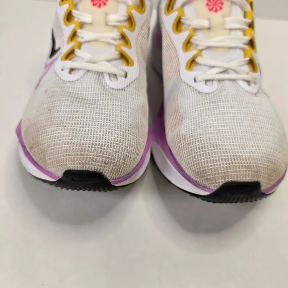 Nike Womens 9.5 Zoom Fly 5 Running Shoes White Rush Fuchsia Purple DM8974-100